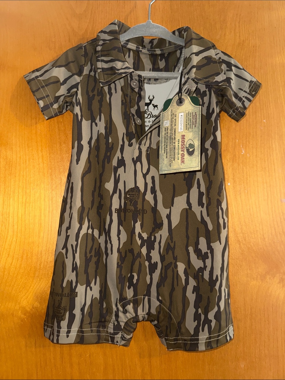 Moussy Kids Short-Sleeve Camo Footie in Olive and Brown